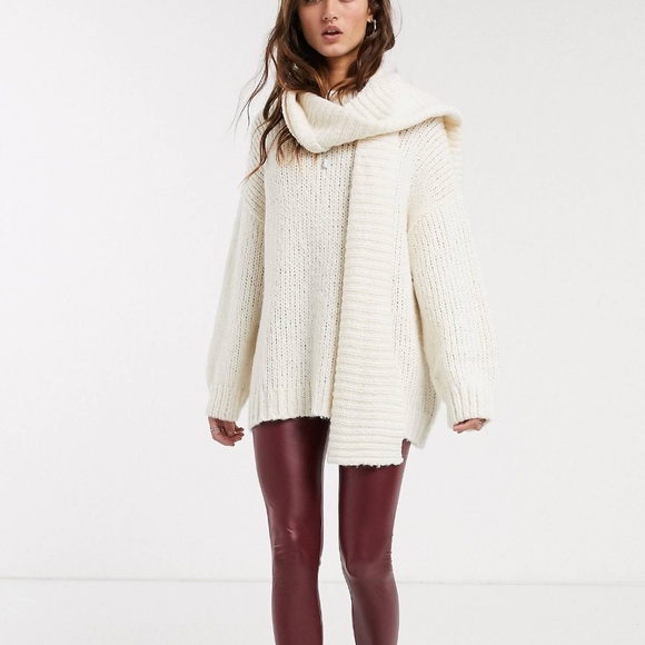 Bershka sweater with scarf - Picture 2 of 6